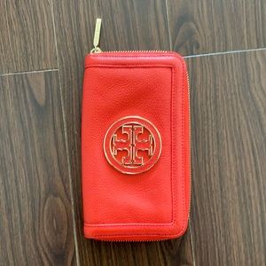Tory Burch wallet